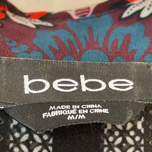 Bebe semi-sheer hi-low tunic - Picture 5 of 5